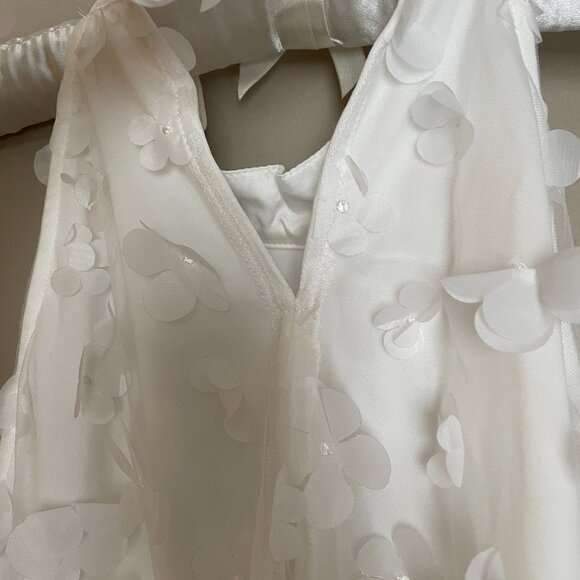 NEW! White Floral dress New York and company featured brand, Lena, 3D flowers. - Picture 8 of 13